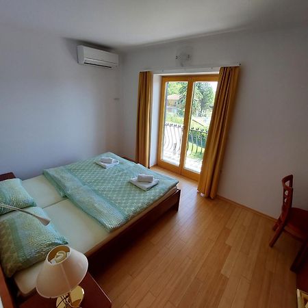 Apartmaji Fizine Portoroz Ruang foto