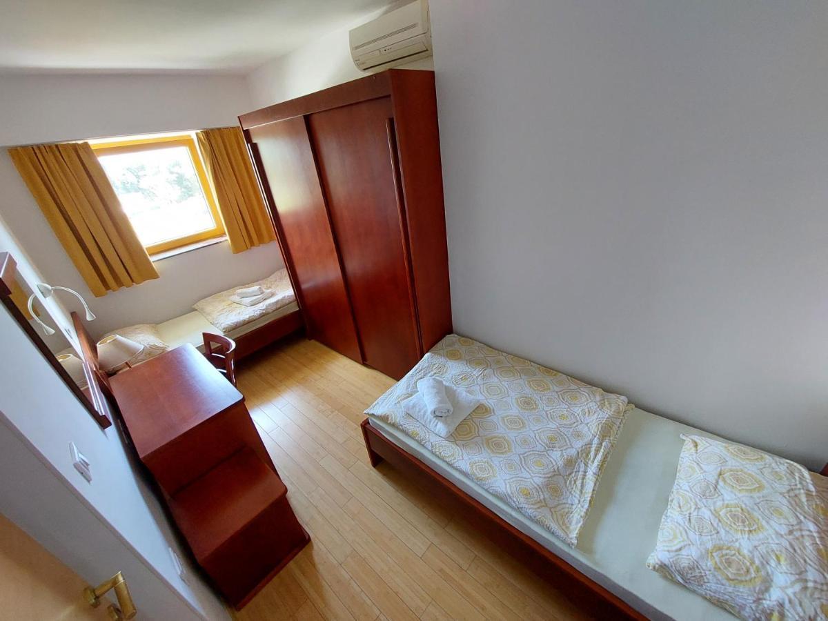Apartmaji Fizine Portoroz Bagian luar foto