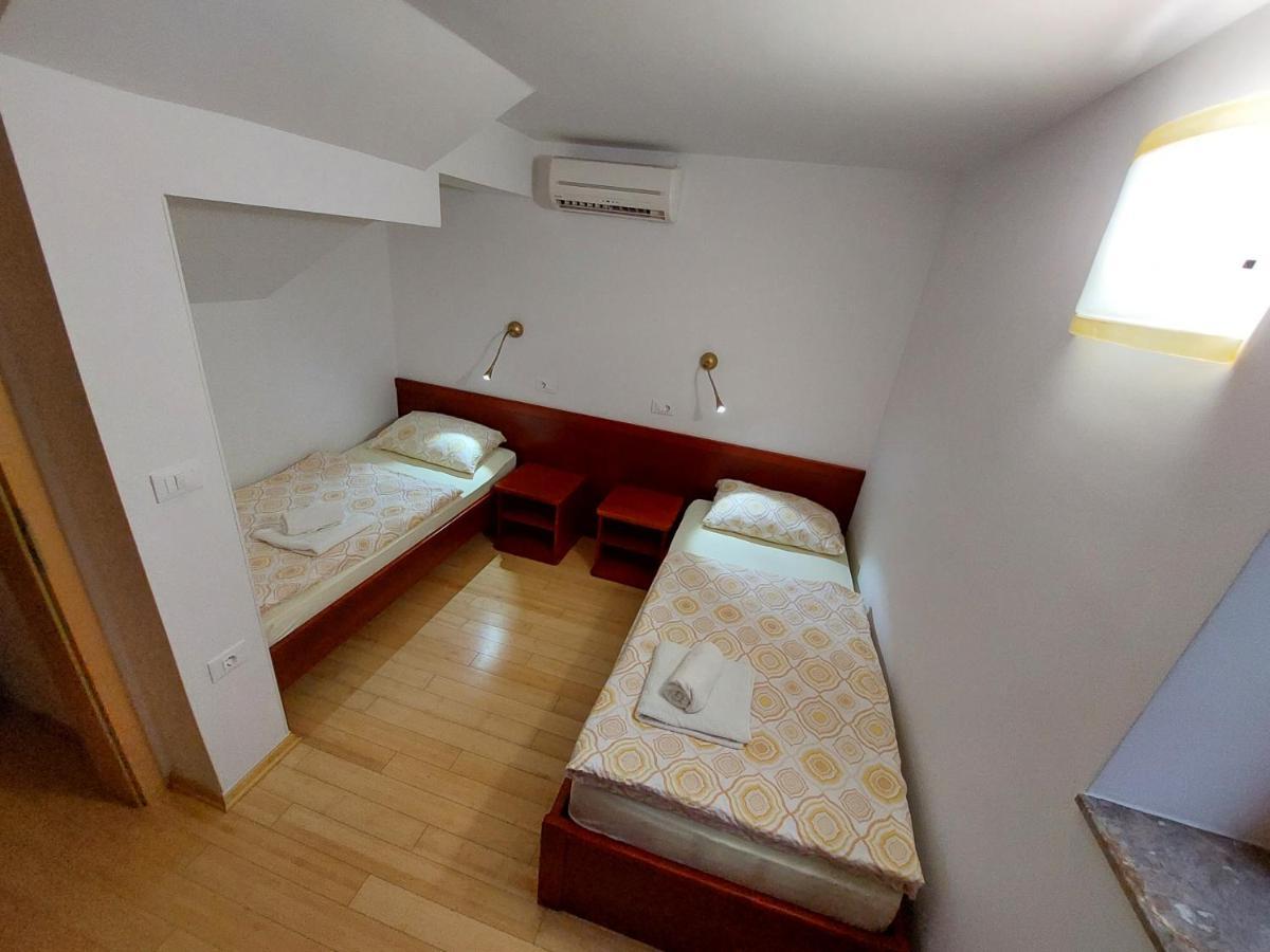 Apartmaji Fizine Portoroz Bagian luar foto