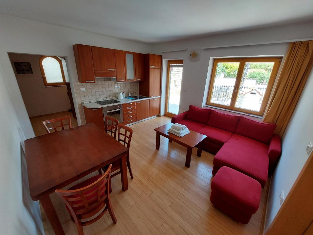 Apartmaji Fizine Portoroz Bagian luar foto