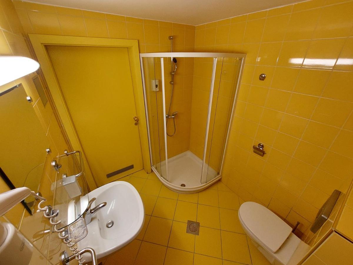 Apartmaji Fizine Portoroz Bagian luar foto