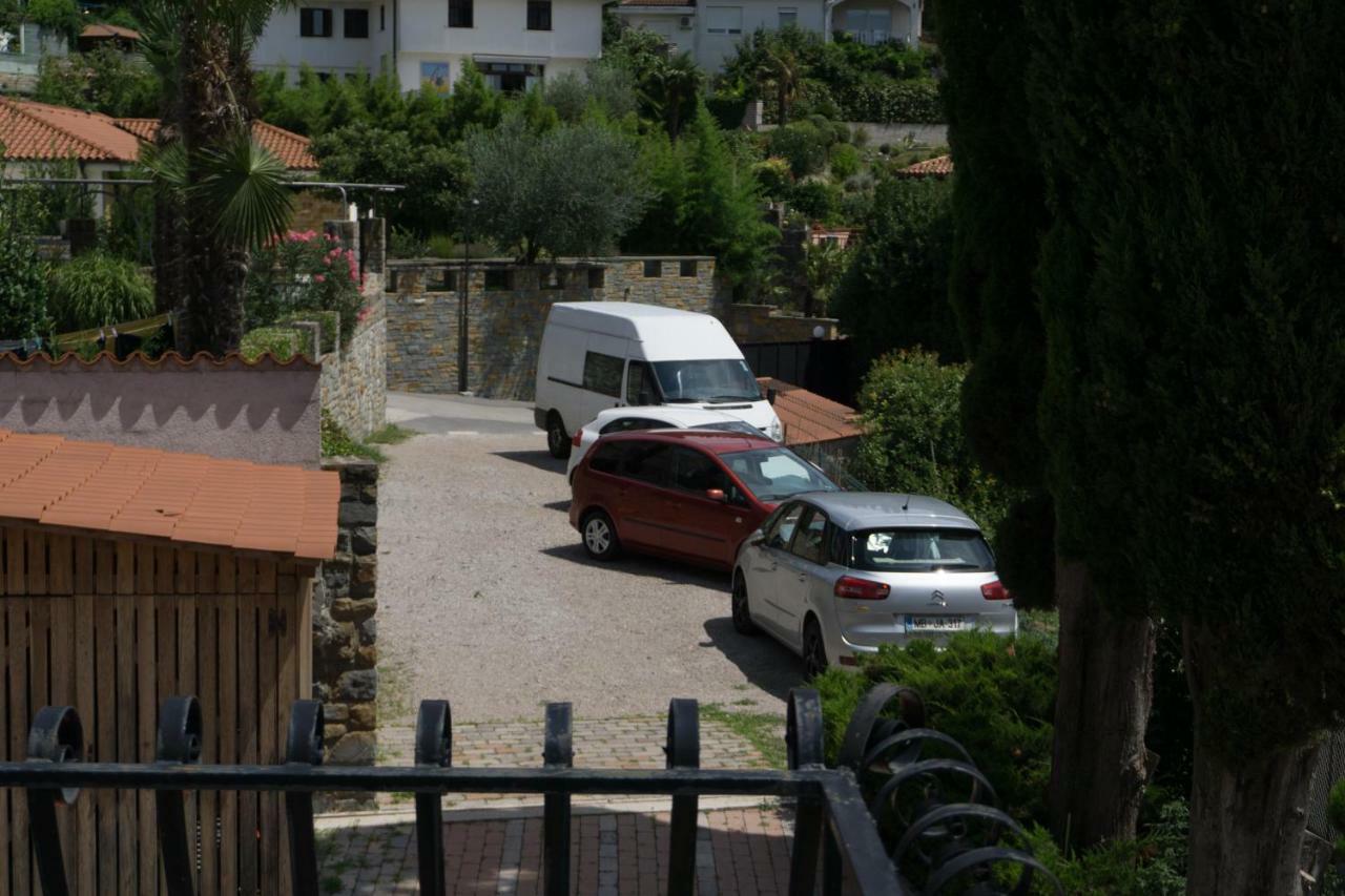 Apartmaji Fizine Portoroz Bagian luar foto