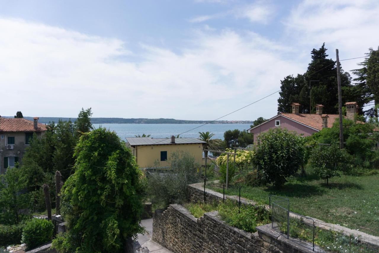 Apartmaji Fizine Portoroz Bagian luar foto